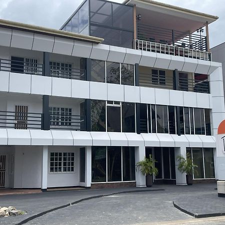101 Suites Paramaribo Exterior foto